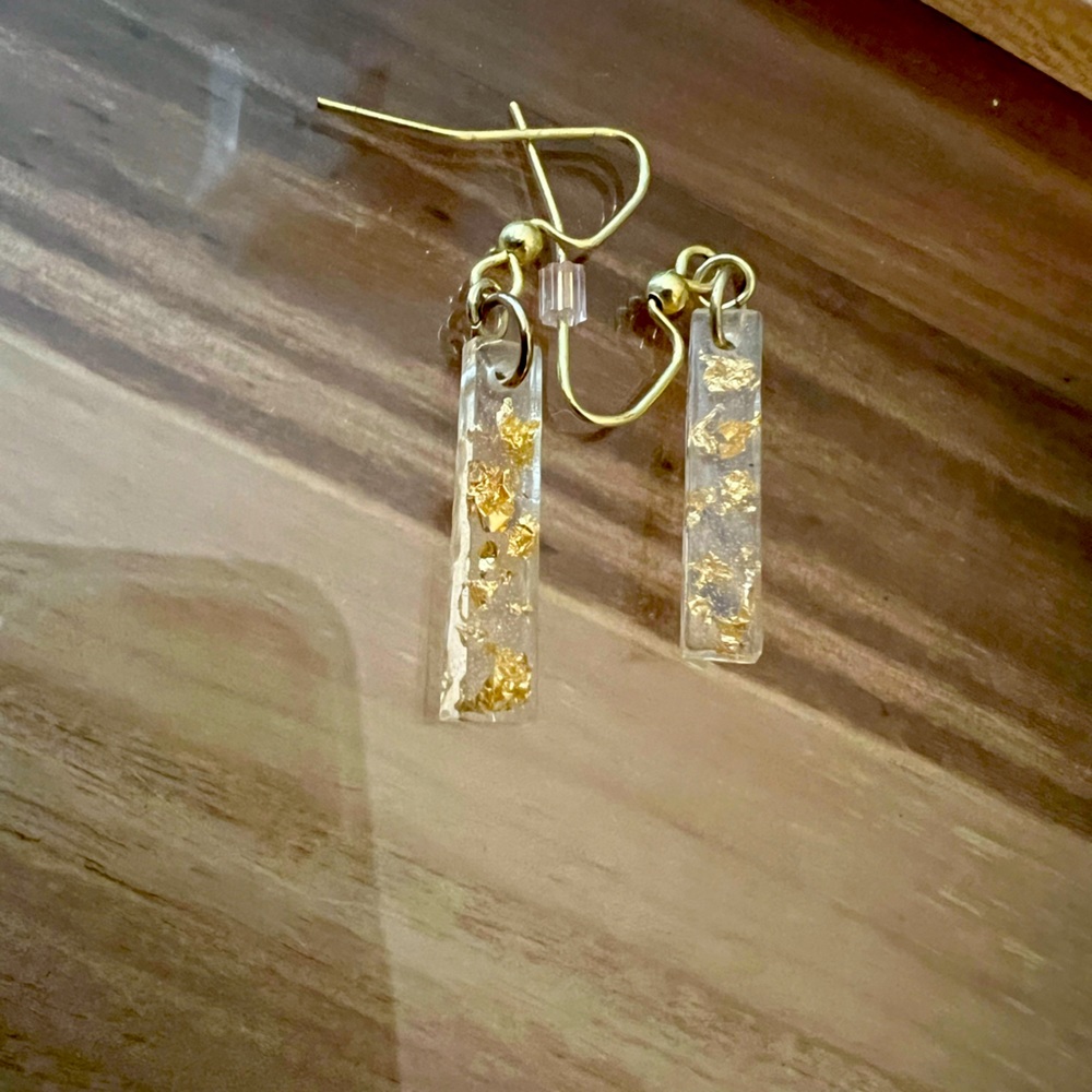 Gold Flake Resin Earrings